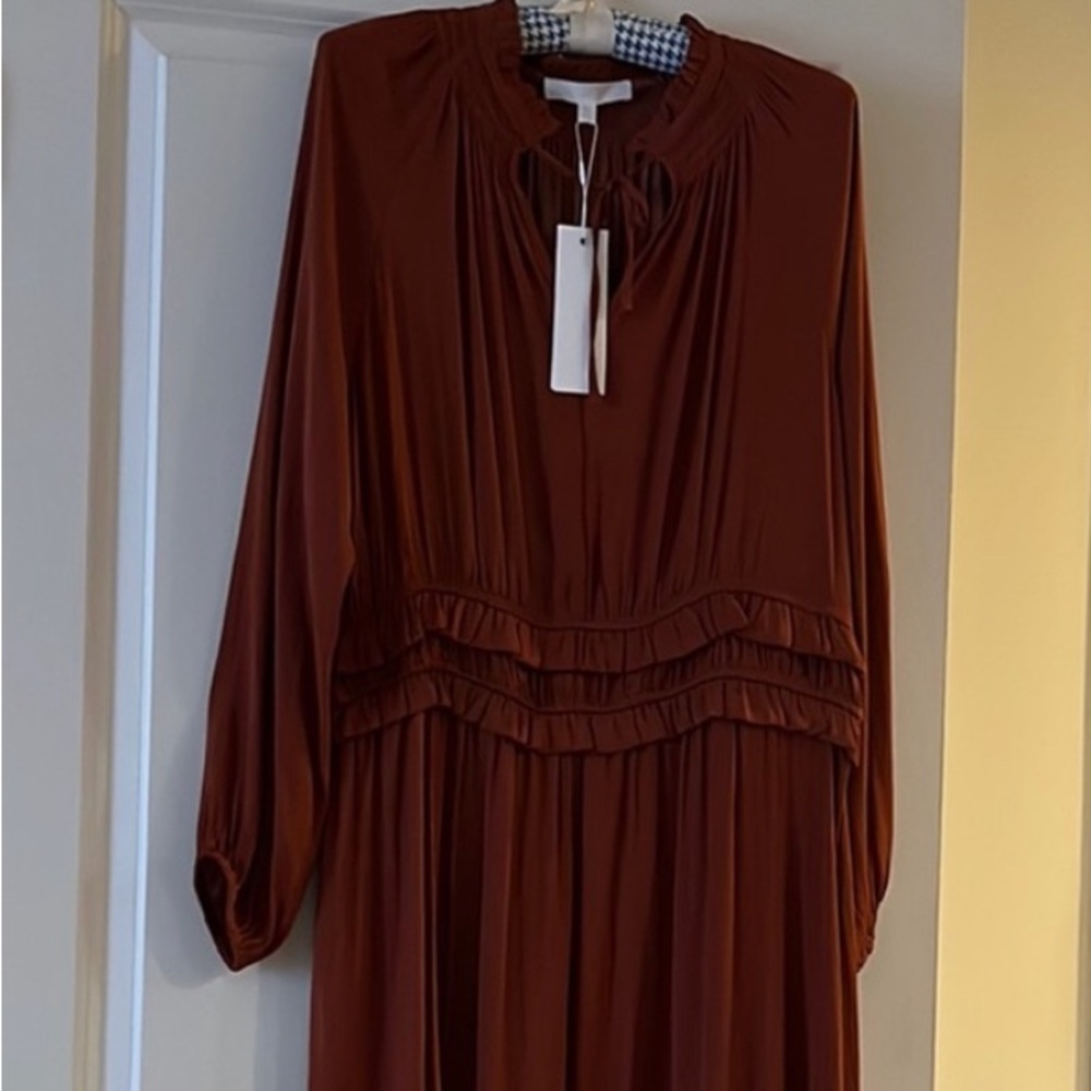NWT Adyson Parker rust colored midi length dress - Picture 2 of 3